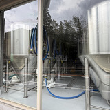 醸造所（CRAFTROCK BREWING TAKAO）