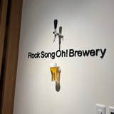 店内のロゴサイン
