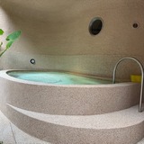 男性側サウナ室横の水風呂