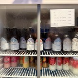 瓶ビールのほか、銭湯といえばの瓶の牛乳やコーヒー牛乳も完備
