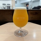 Macranthos（マクランサス）Style:American Pale Ale、ABV:5.5%
