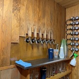 クランクビール さかみちタップルーム（内観）