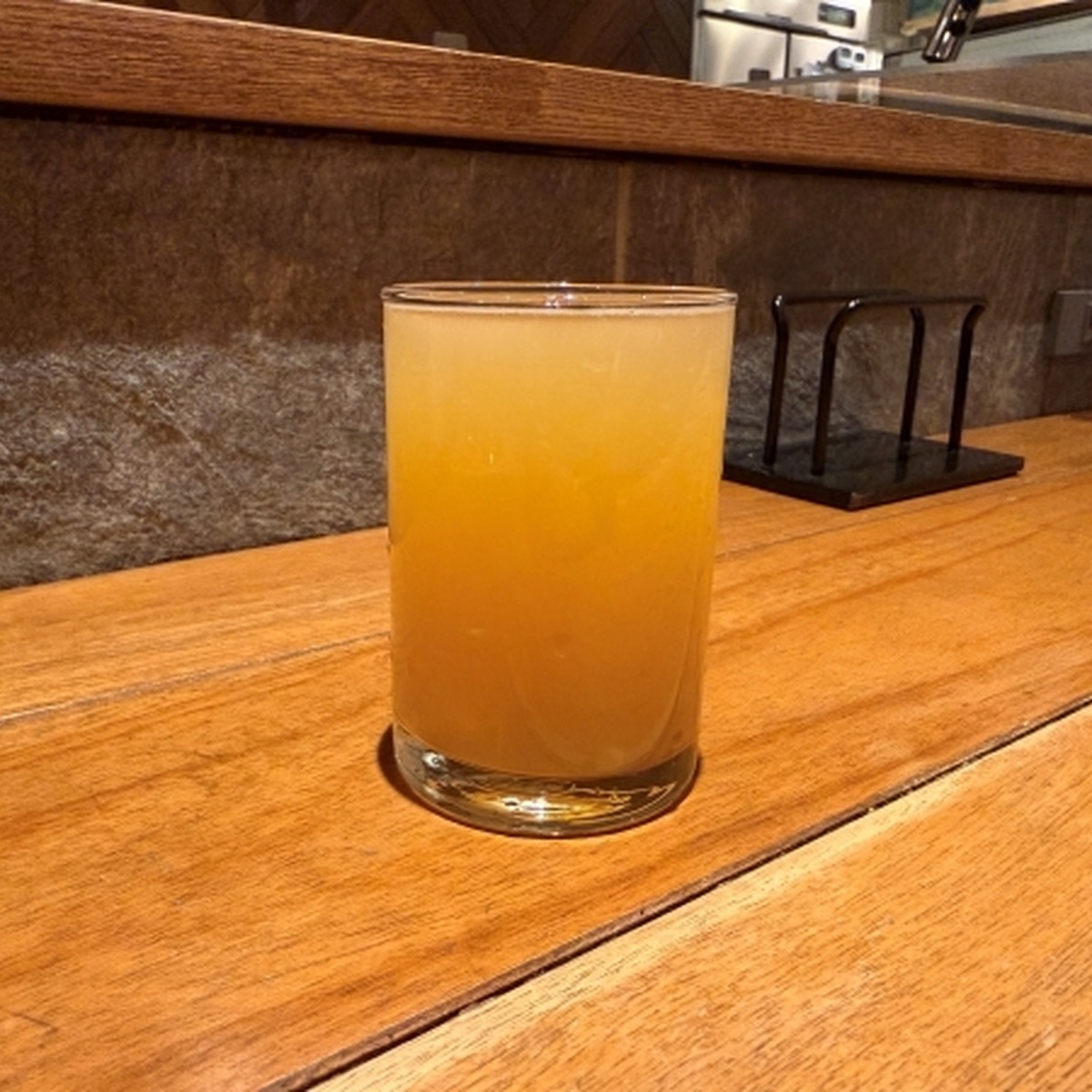 秋田あくらビール（秋田）あくらペールラガー｜ABV 6.0%