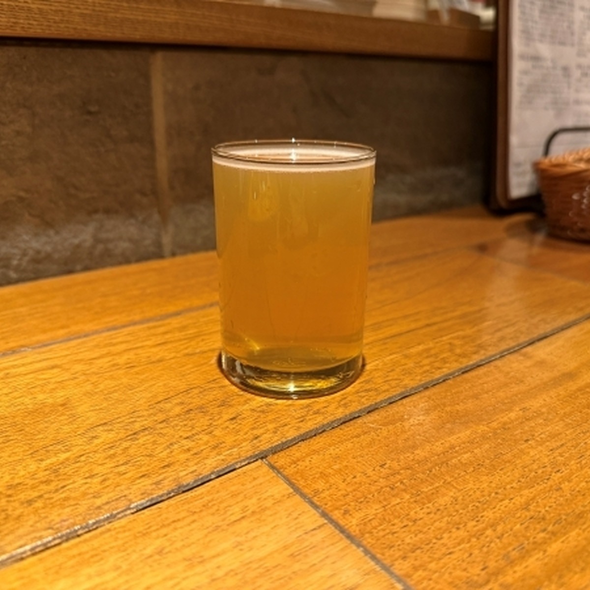 田沢湖ビール（秋田）ハルノアイペールラガー｜ABV 5.5%