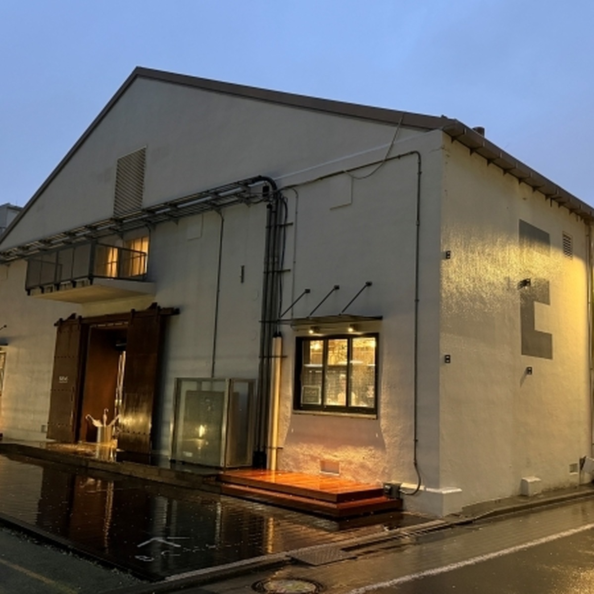 天王洲アイルに「BREWS」オープン｜T.Y.HARBOR BreweryとNOZY COFFEEが交差する新クラフト拠点