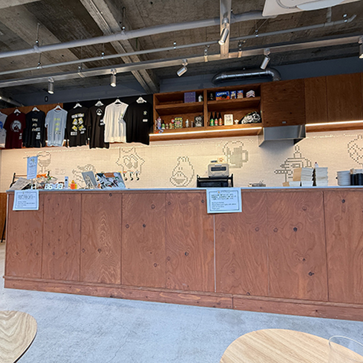 CRAFTROCK TAP ROOM 店内