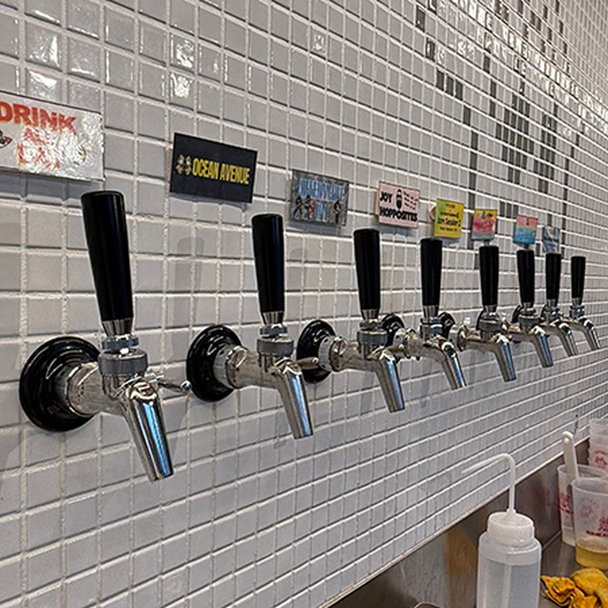 クラフトロックの8液種が繋がるタップ