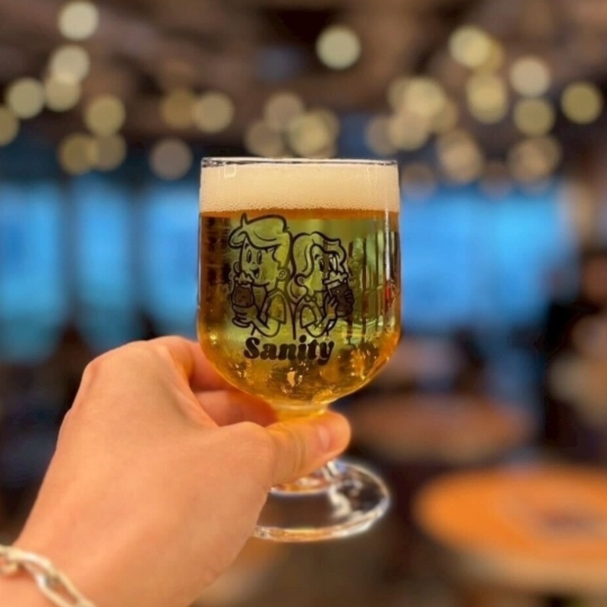 飲食イメージ