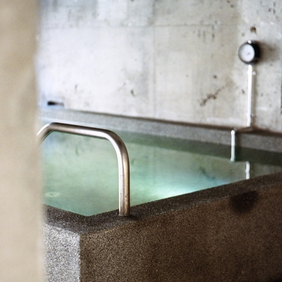 大水風呂 | Courtesy of Schemata Architects