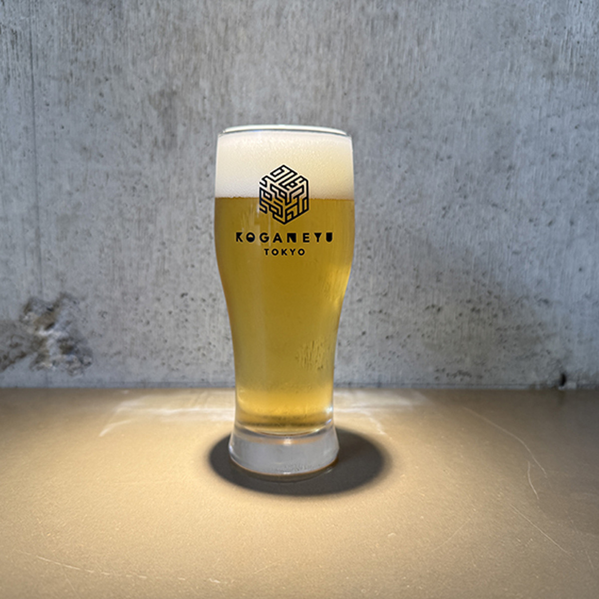 ととのうケルシュ（Smoked Kölsch-style Ale）5%