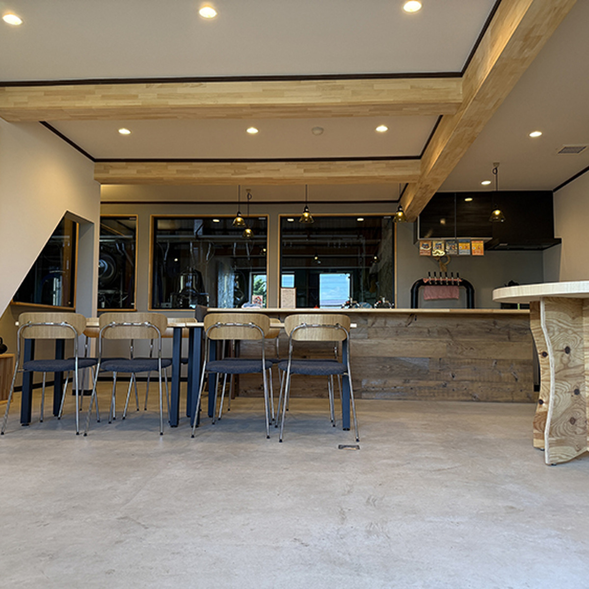 タップルーム店内