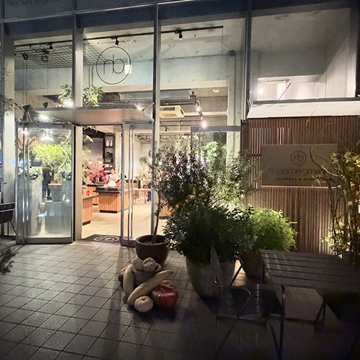 店舗入口