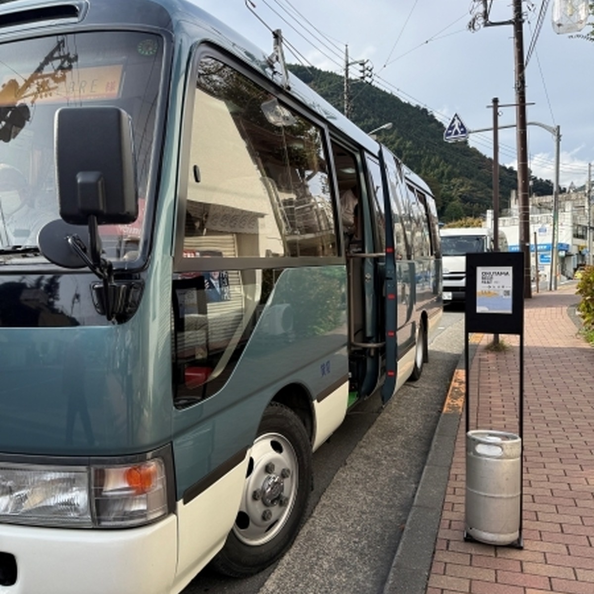 奥多摩駅前の臨時バス乗り場