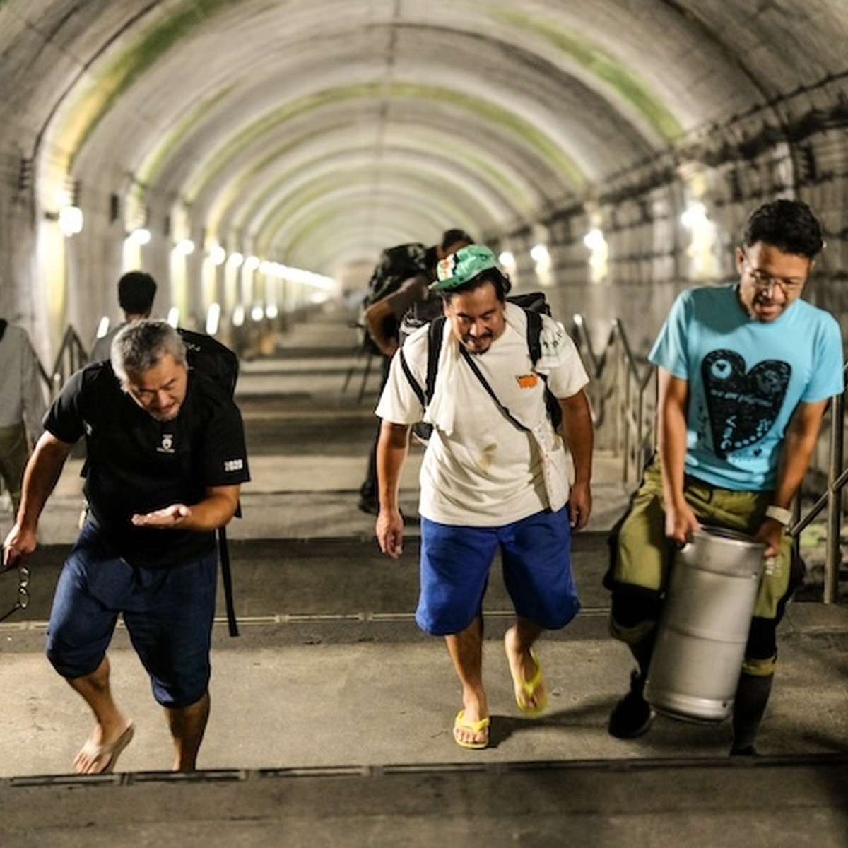 【10月4日】無人駅の地下ホームで熟成ビールを体感！「もぐらビアキャンプ」開催