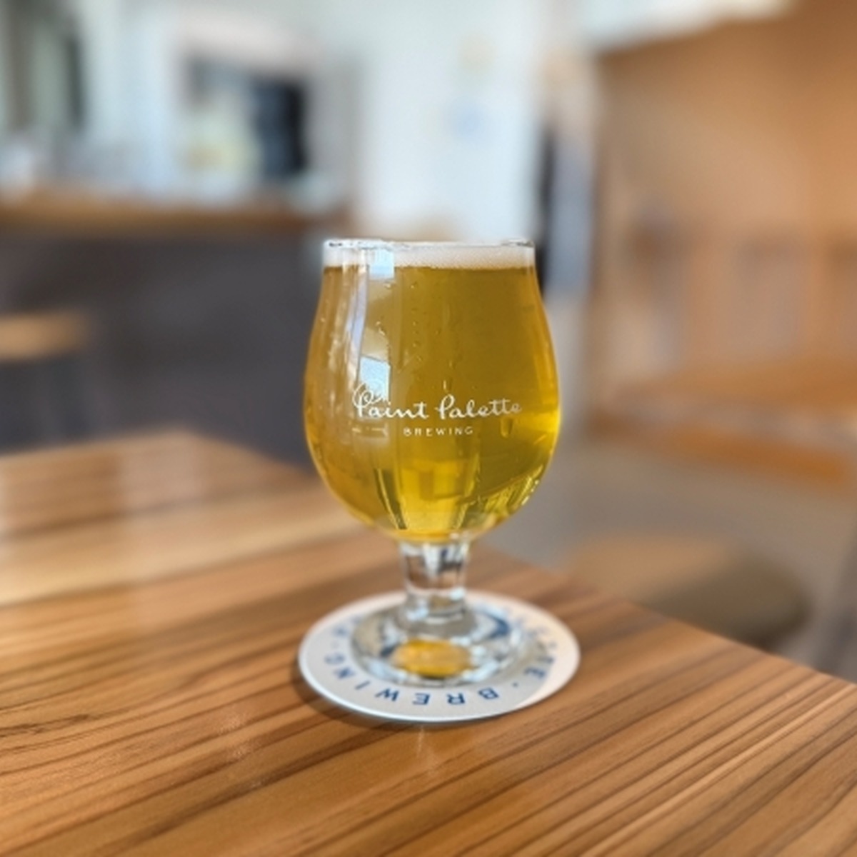 UNDER THE MOON | wheat IPA | 6.0%